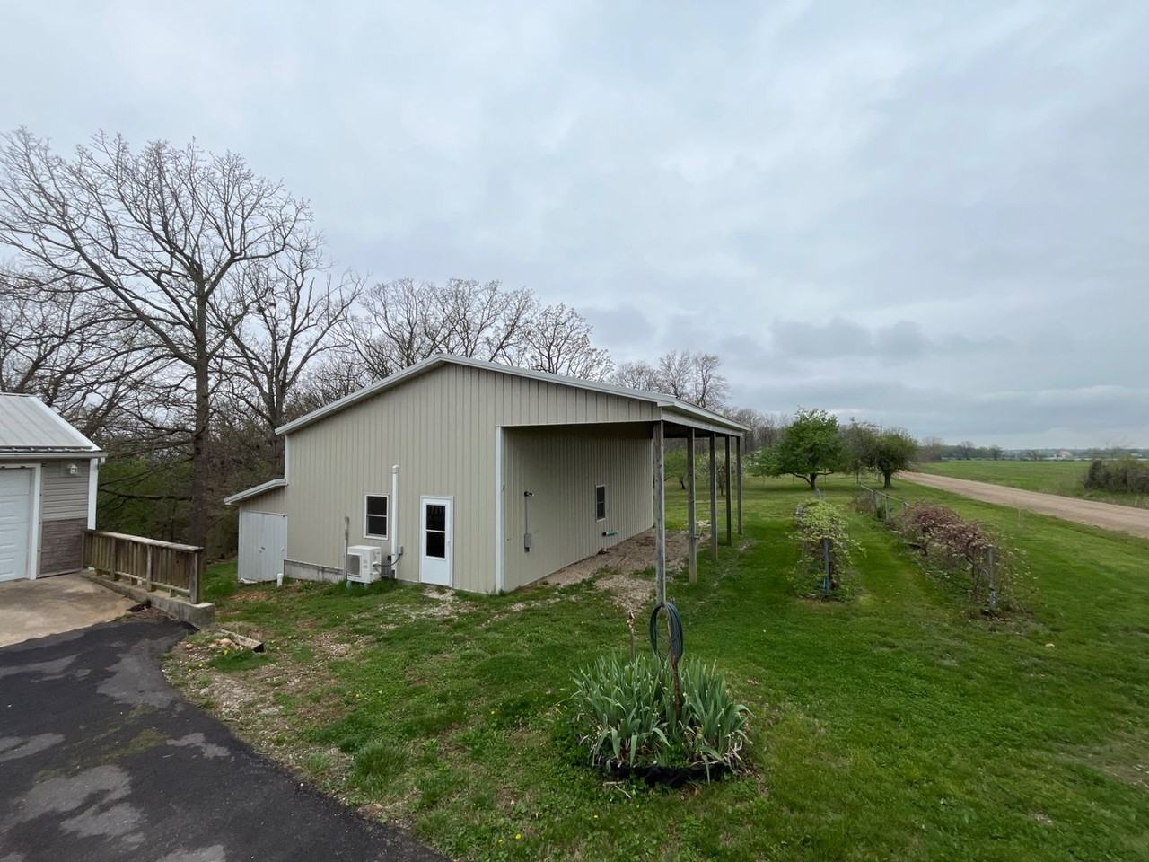 19304 S Marvin Rd - Photo 3 of 9