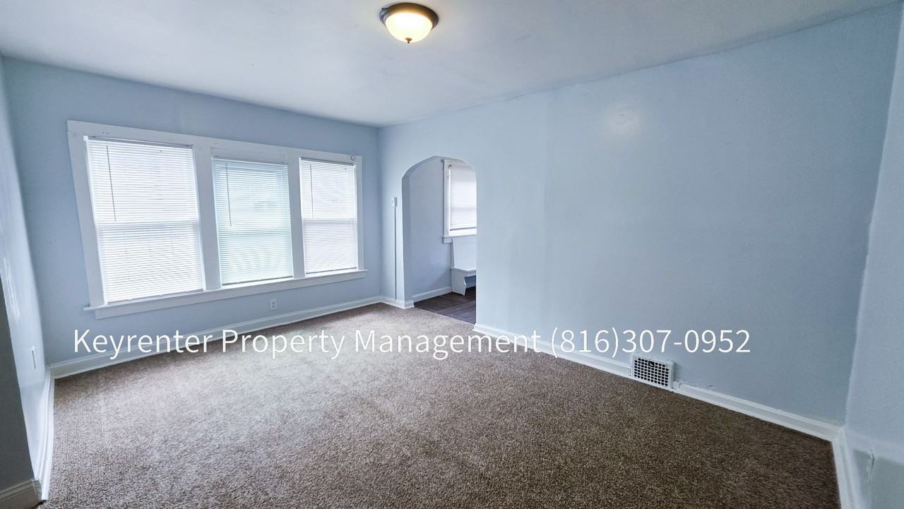 3524 Bellefontaine Ave - Photo 6 of 24