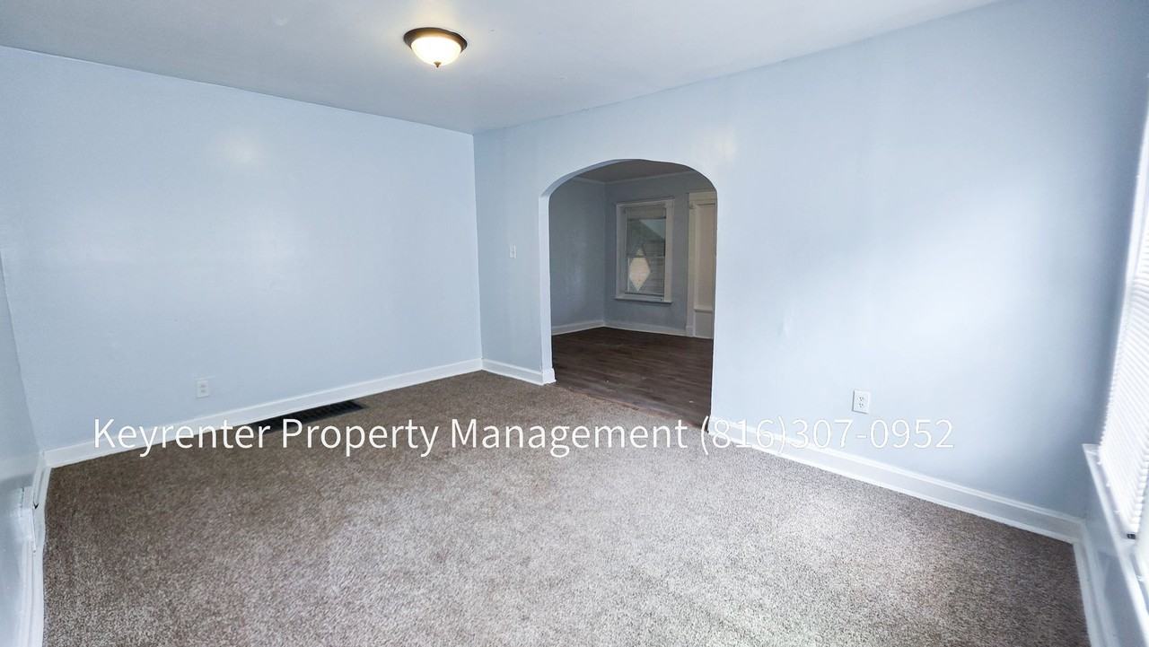 3524 Bellefontaine Ave - Photo 7 of 24