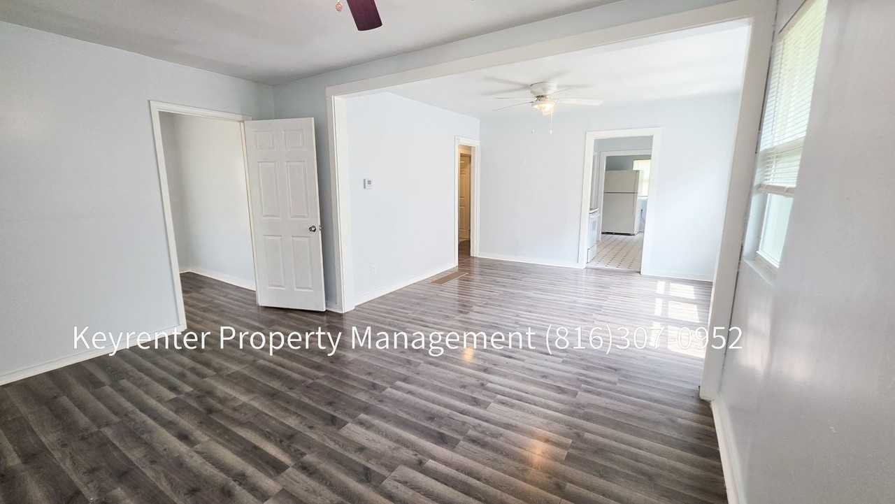 5115 Woodland Ave - Photo 7 of 23