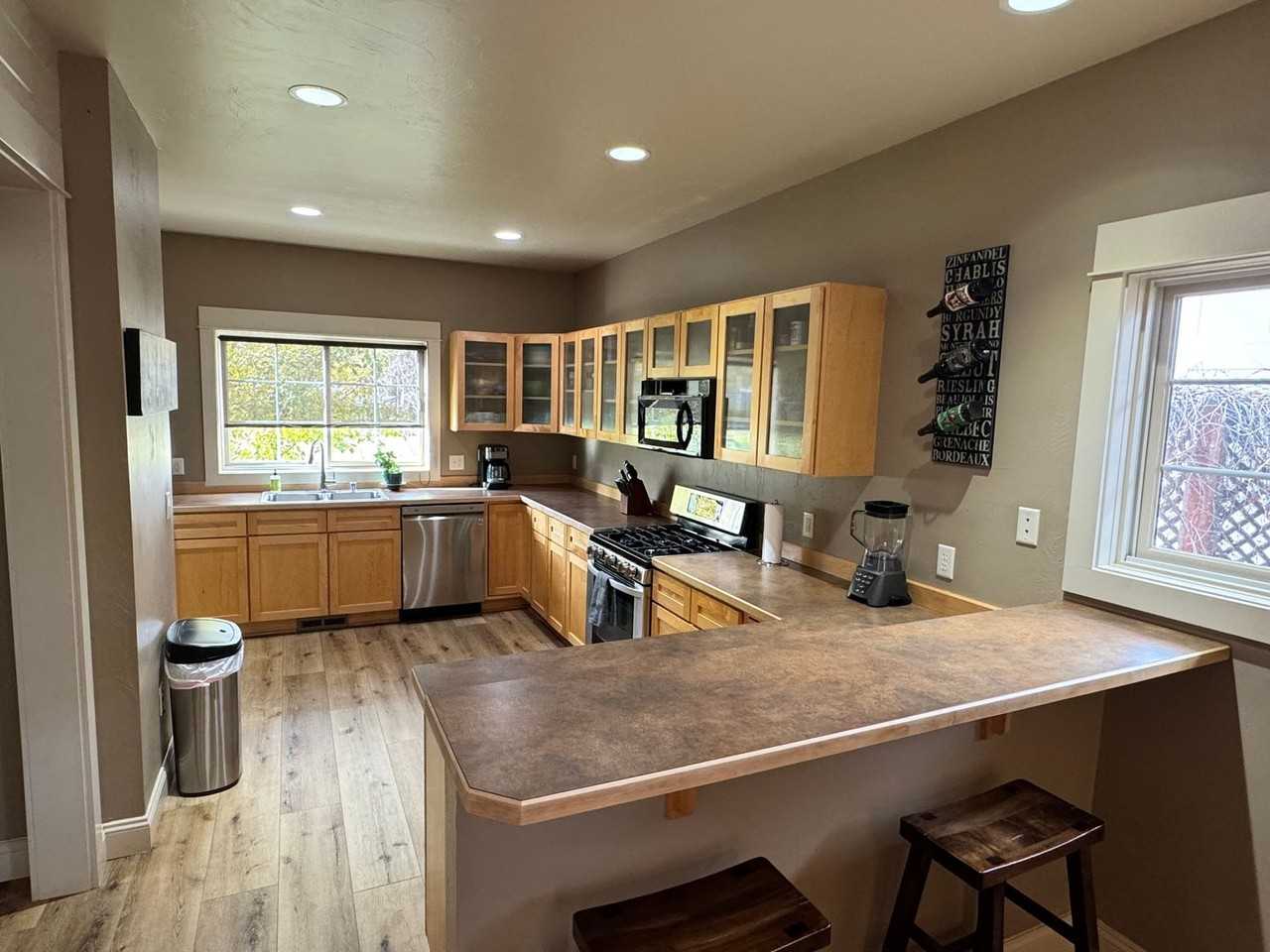 813 N 15th Ave - Photo 4 of 22
