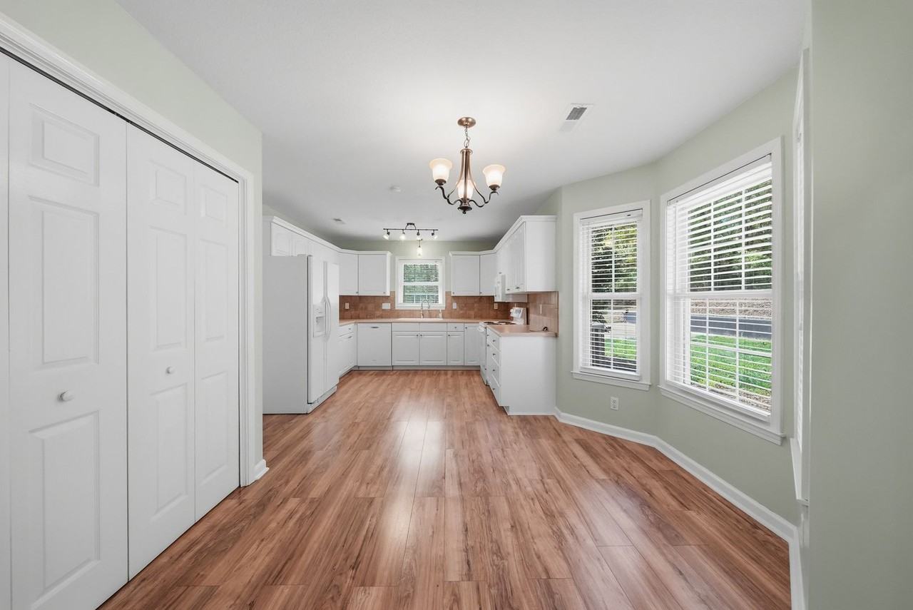 1838 Pipers Ridge Cir Nw - Photo 7 of 18