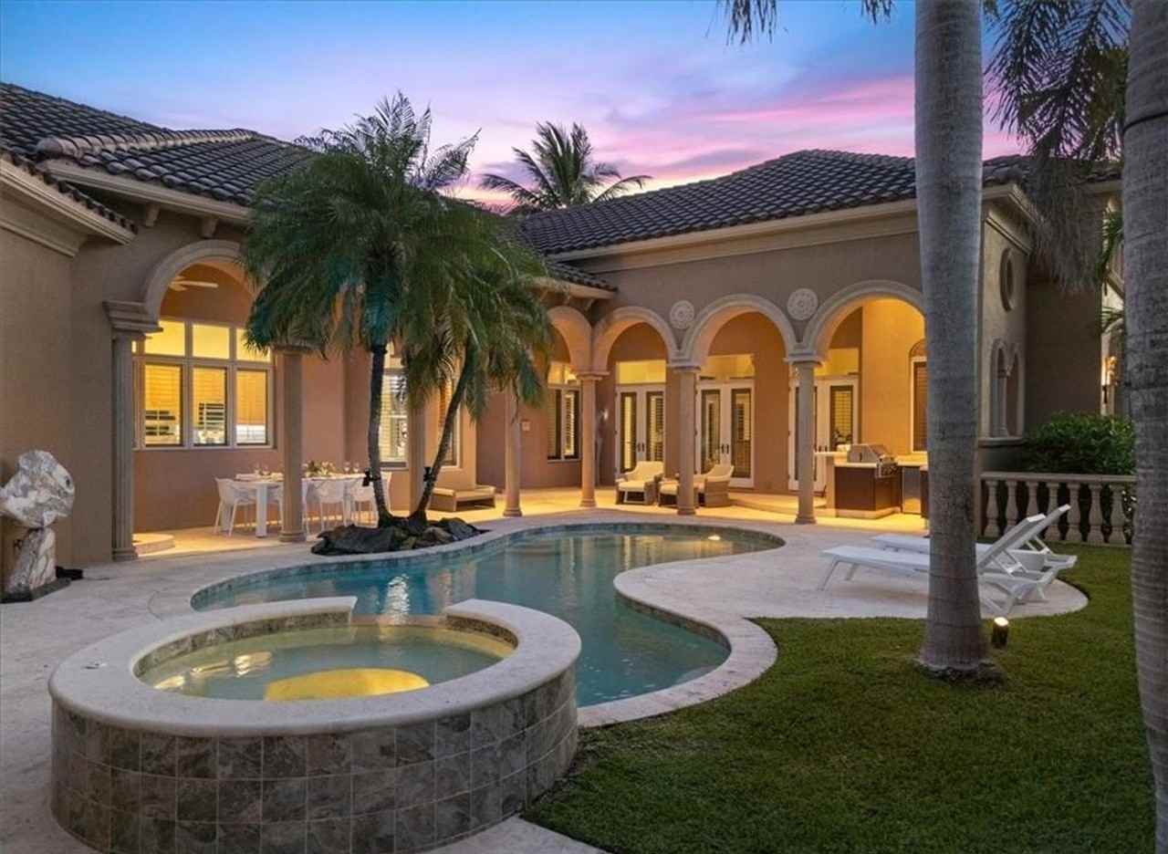 550 550 21st Avenue Street - Photo 3 of 44