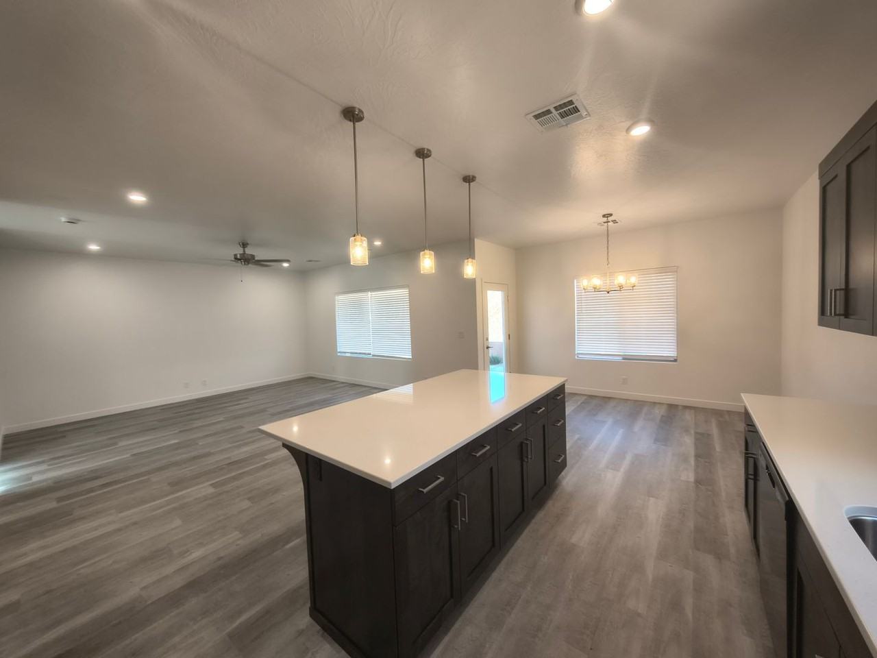 1471 E White Desert Dr - Photo 6 of 23