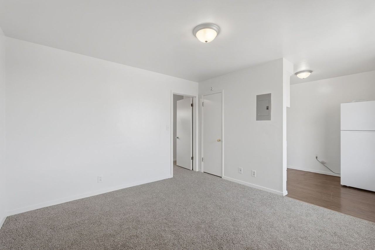 3700 Washington Blvd - Photo 3 of 12