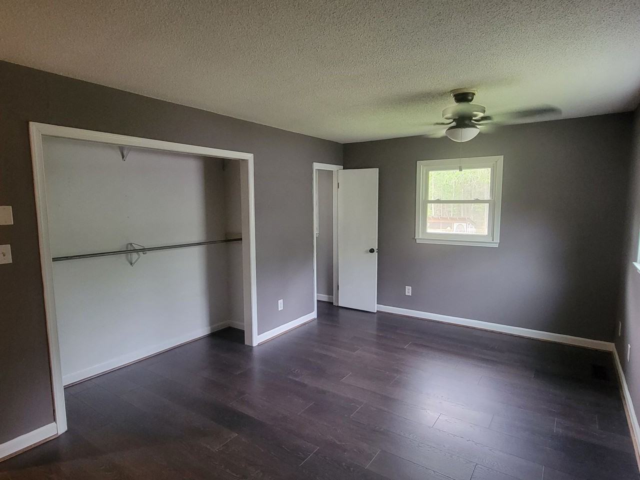 6418 Staffordshire Dr - Photo 5 of 23