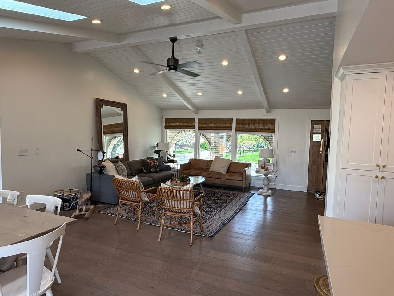 350 W 1950 N - Photo 4 of 20