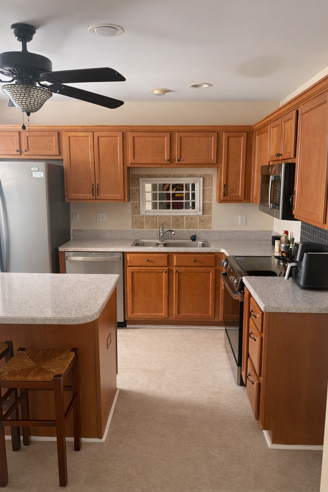 525 Candida Dr - Photo 6 of 17