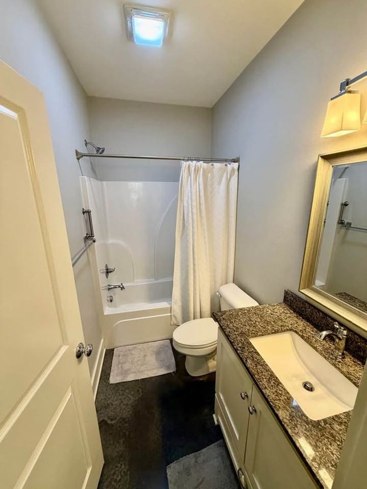 306 W 6th St - Photo 4 of 19