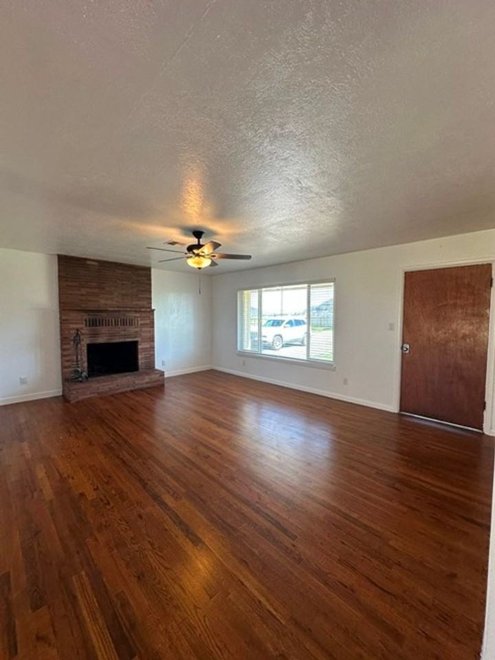 10680 Highway 39 - Photo 3 of 22