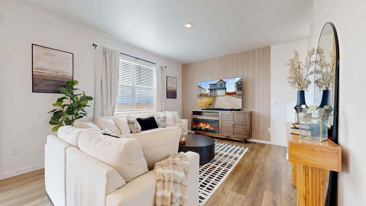 3825 Hosta St - Photo 2 of 50