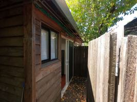 featured image of 17 9, 9A, 11, 11A, 15, 15A, 17 &17A Warner Court