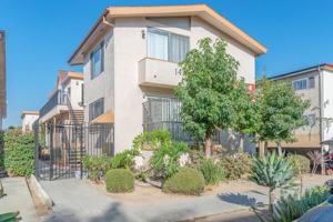 featured image of 1439 S Point View St