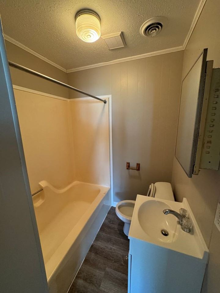 118 Willow Ln Apt B - Photo 4 of 6