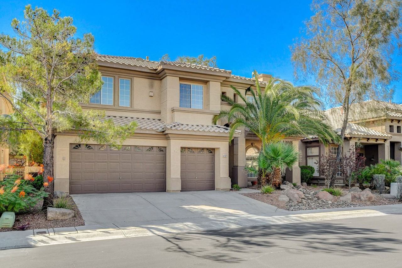 4737 Stavanger Ln - Photo 2 of 50