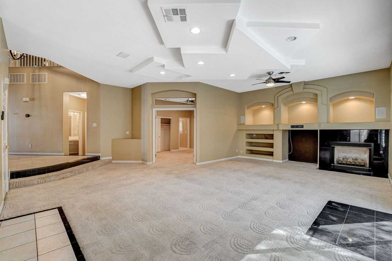 4737 Stavanger Ln - Photo 4 of 50