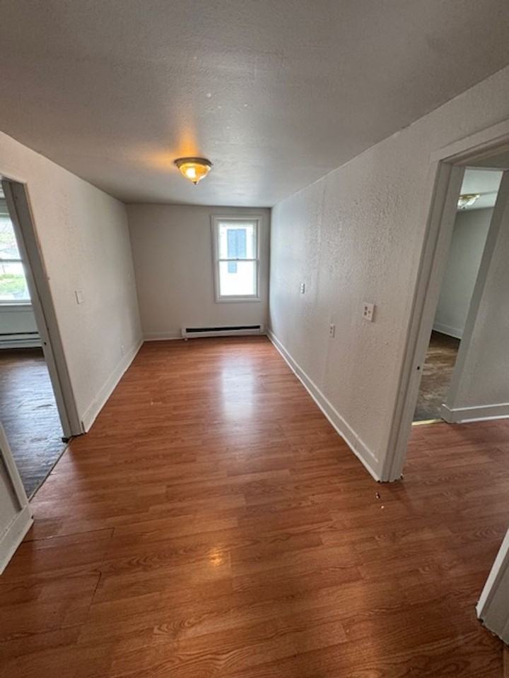 1516 Bayer Ave - Photo 3 of 10