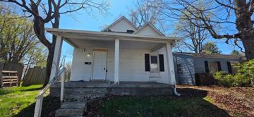 featured image of 1631 W 7th St