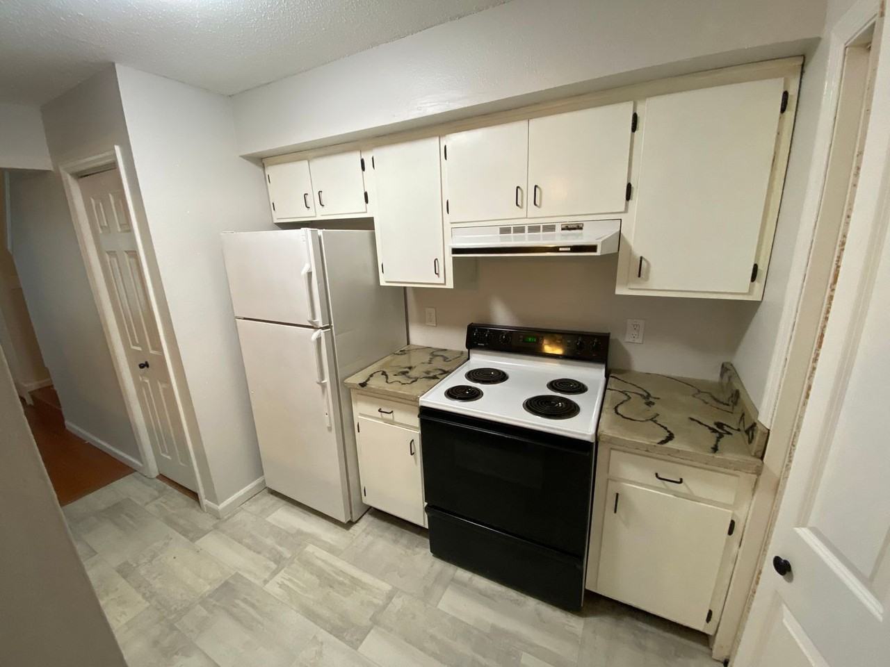 3261 Conner St - Photo 7 of 8