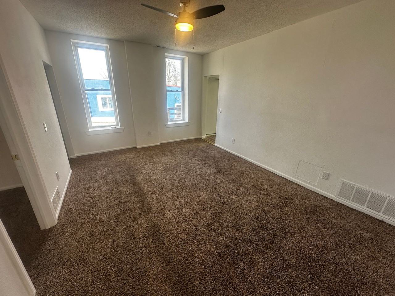 1501 Faraon St - Photo 3 of 8