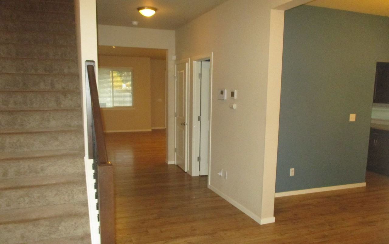 7902 161st St E - Photo 2 of 20