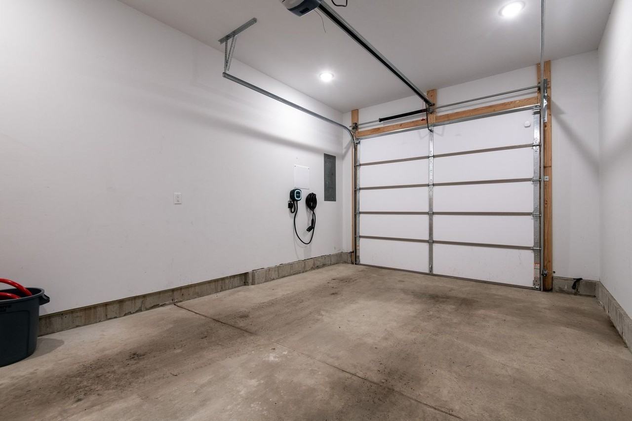 112 Aspen Meadows Rd - Photo 3 of 28