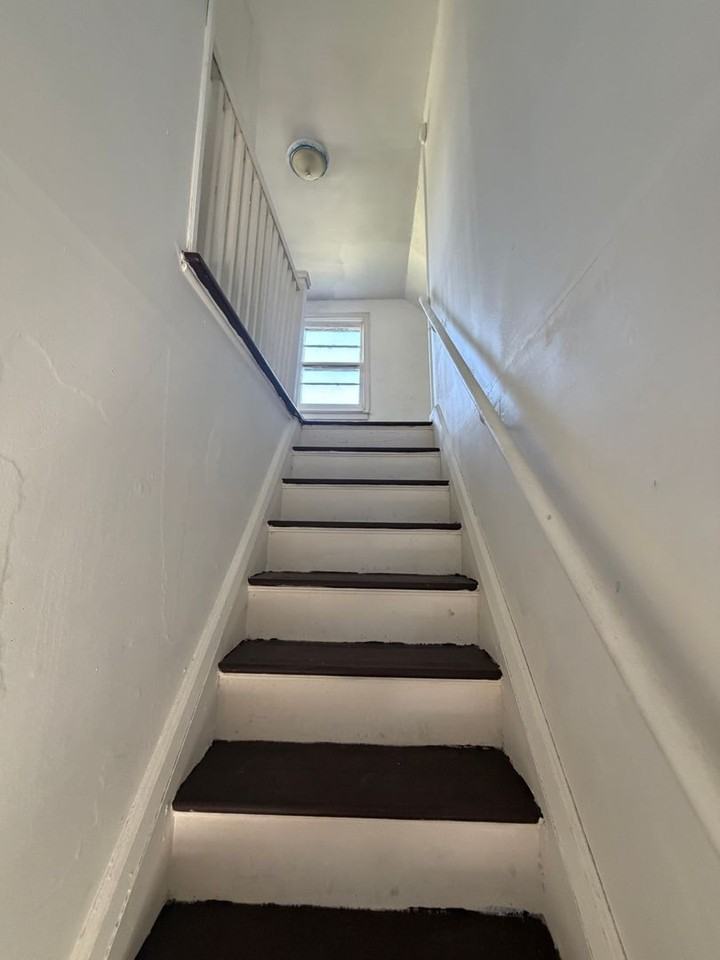 1019 Lanier Ave - Photo 6 of 11