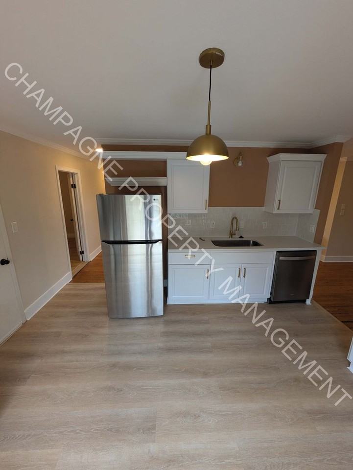 11206 Norby Rd - Photo 7 of 17