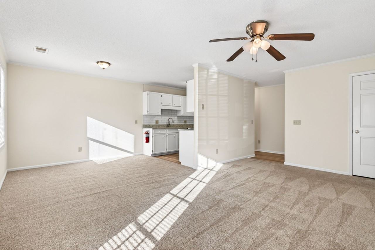 403 Wormwood Ln #H - Photo 6 of 26