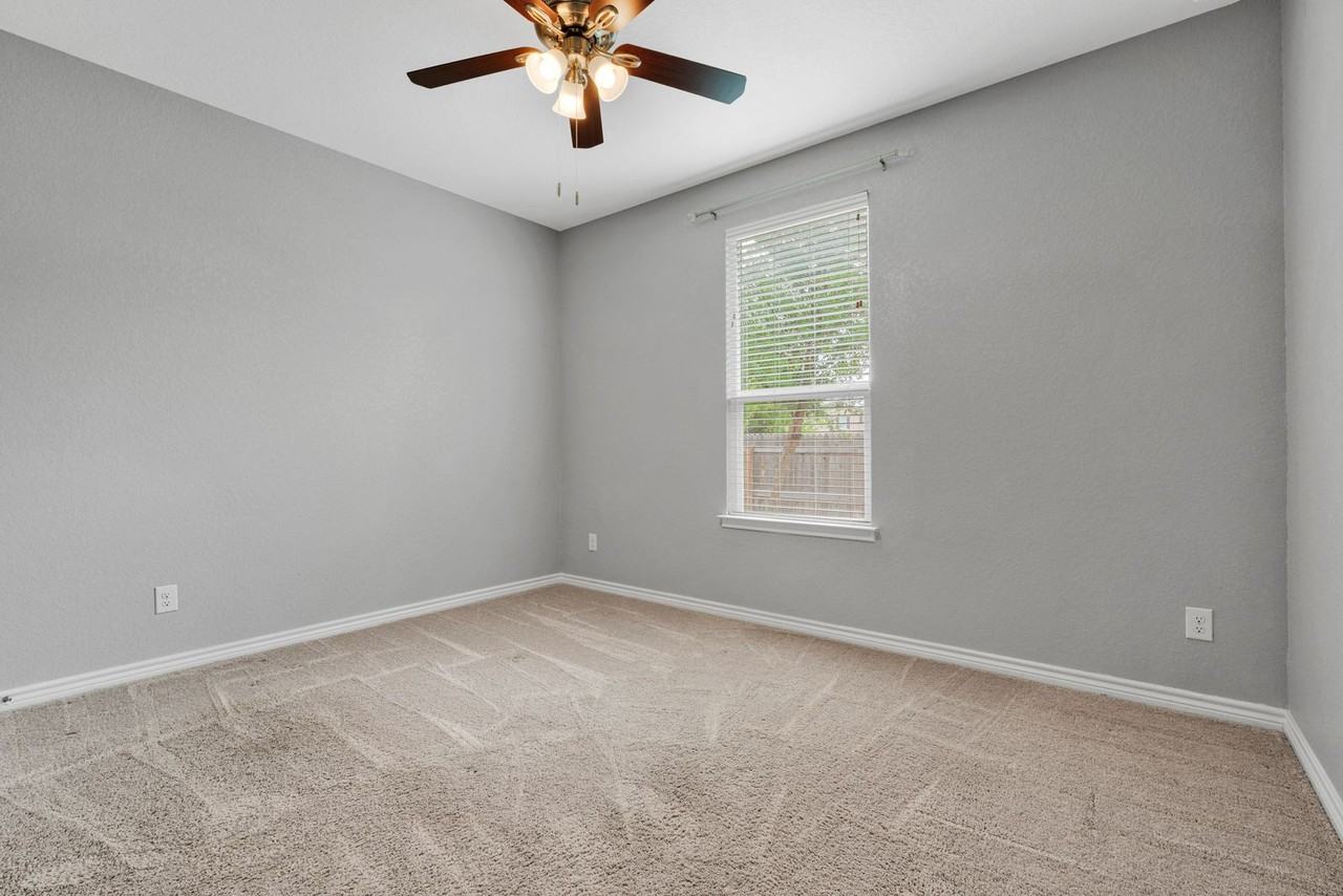 8326 Cactus Wren Hl - Photo 5 of 14