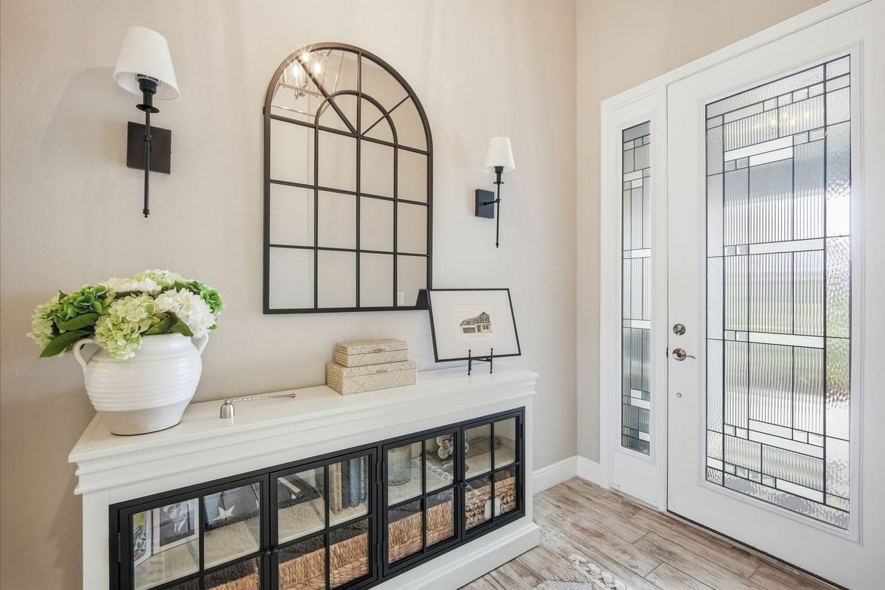 5450 Del Coronado Dr - Photo 4 of 28