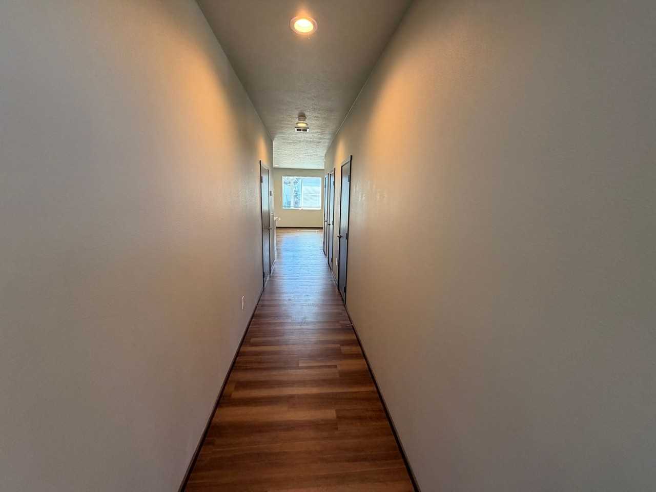 2016 East Vanetta Avenue - Photo 7 of 25