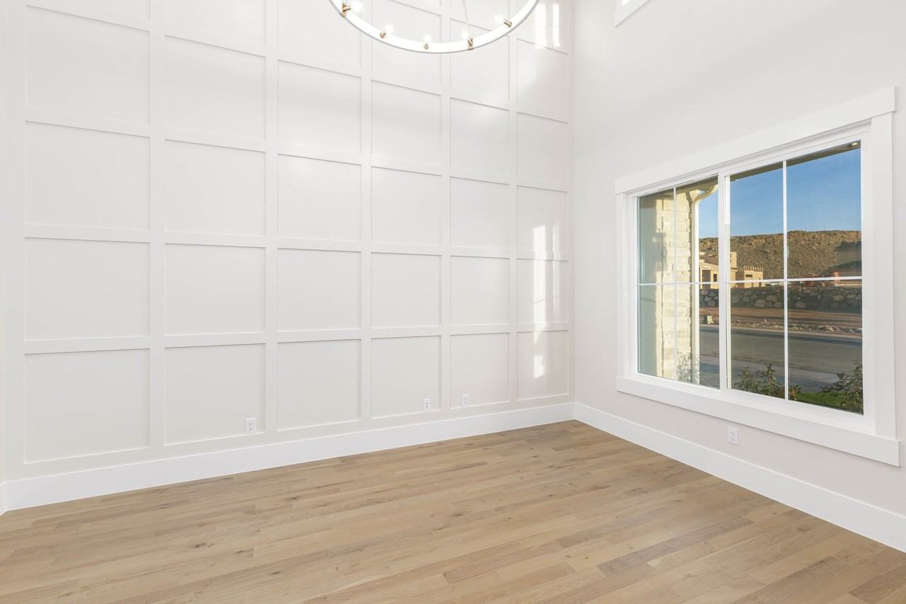 393 E Sidbury Rd - Photo 6 of 31