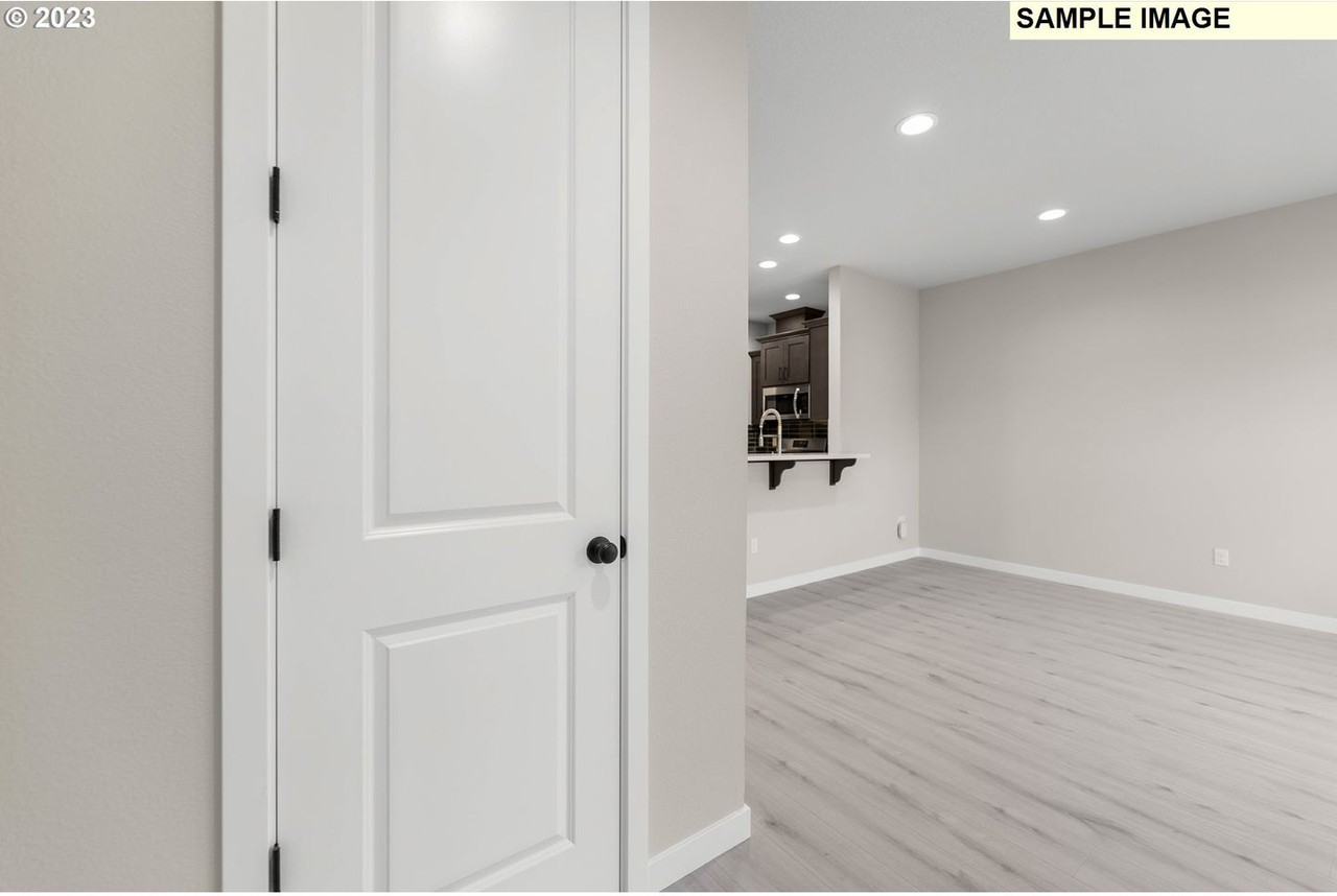 18426 Ne 46th Pl - Photo 5 of 25