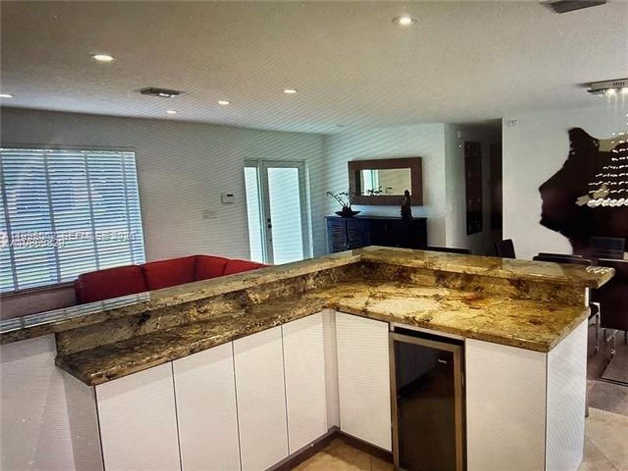 10900 Sw 107th Ave - Photo 7 of 26