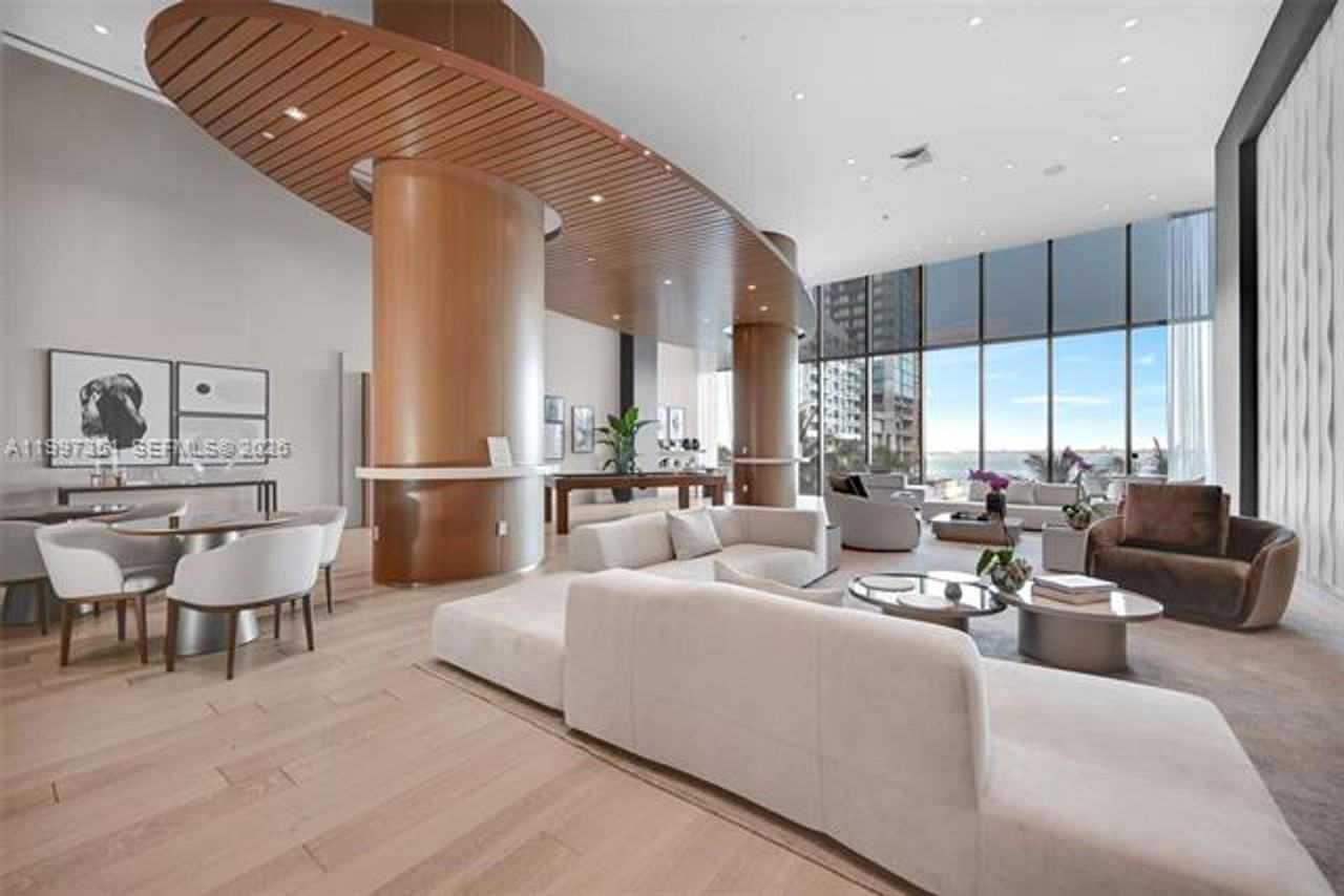 460 Ne 28th St #2908 - Photo 5 of 50