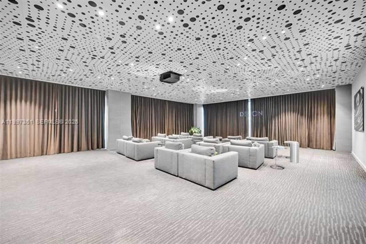 460 Ne 28th St #2908 - Photo 7 of 50