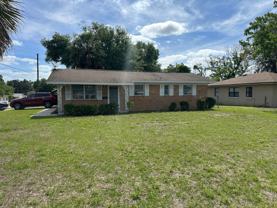 200 S Moss St - Photo 1 of 1