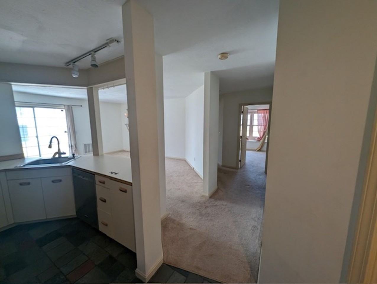 28 James St - Photo 6 of 15