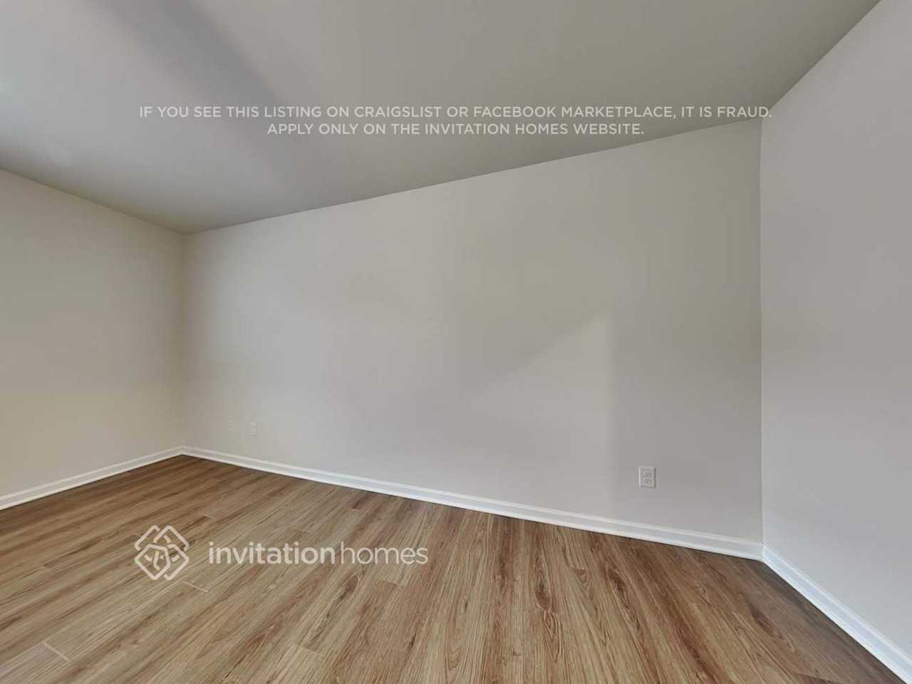 7304 Olive Coast St - Photo 5 of 22