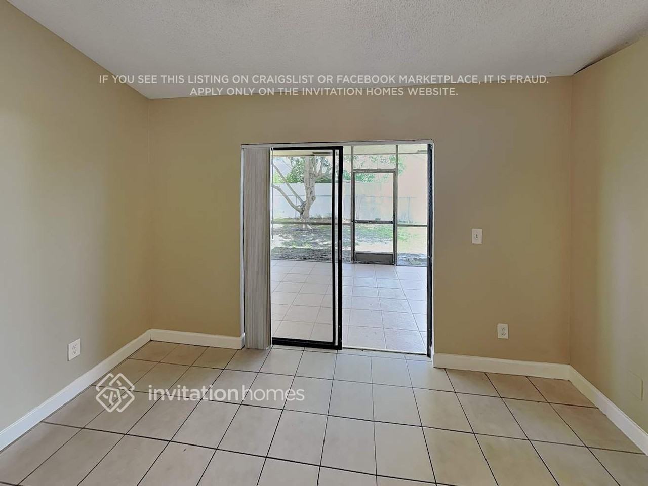 8315 Nw 80th St - Photo 5 of 18