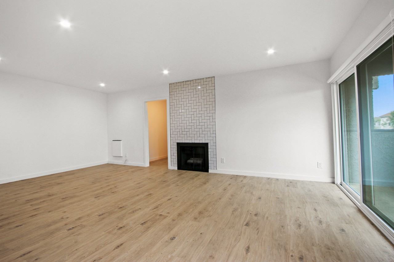 10795 Woodbine - Photo 4 of 13