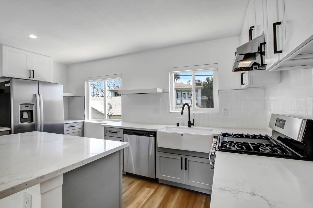 950 Venice Blvd. - Photo 3 of 35