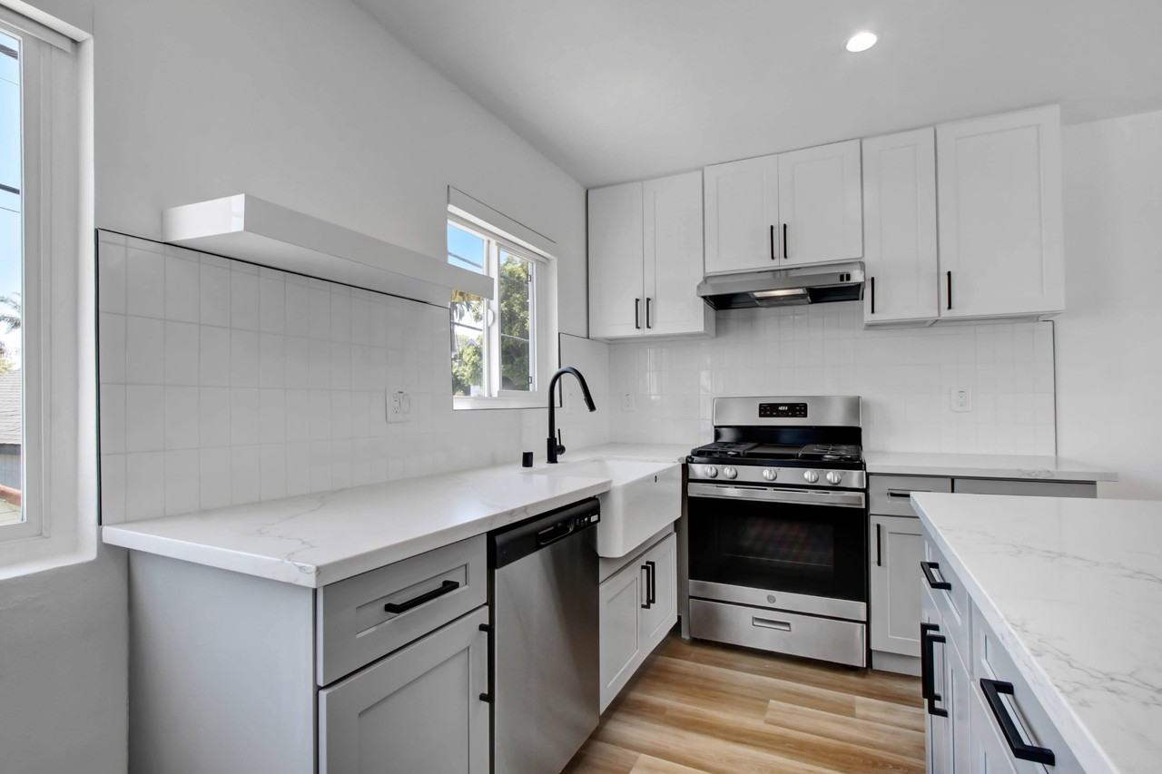 950 Venice Blvd. - Photo 4 of 35