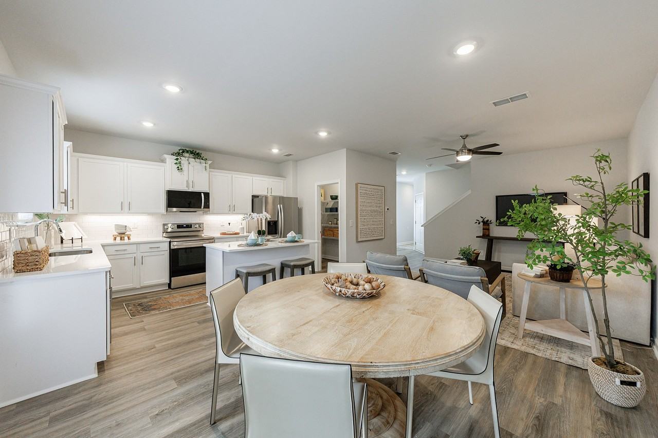 Kendall at Gilreath - Photo 7 of 22