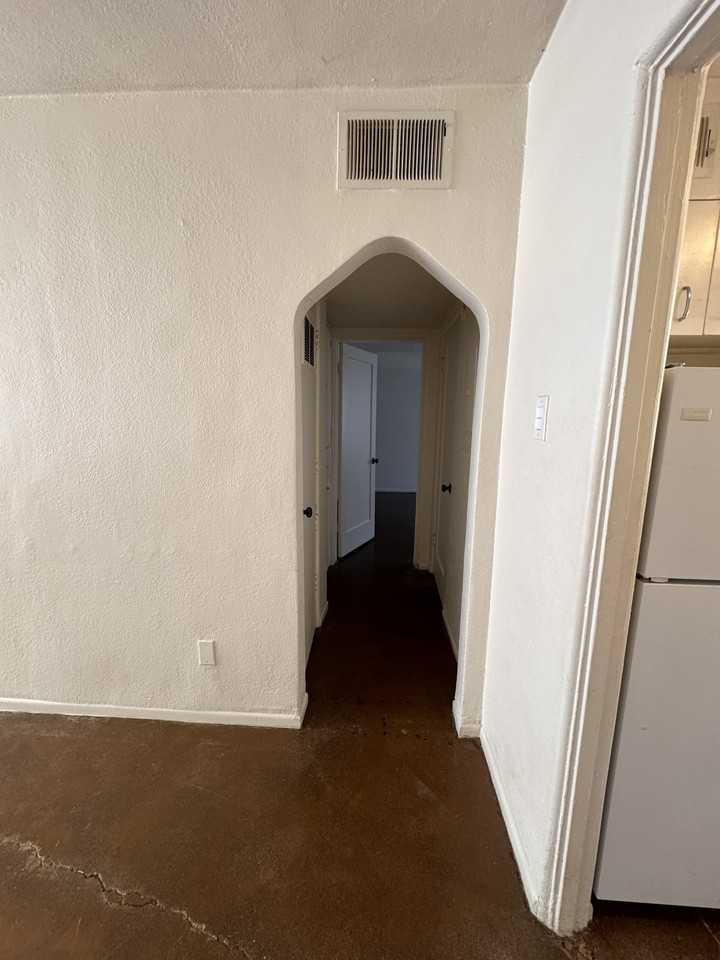 526 W. Roosevelt - 8 #08 - Photo 4 of 33