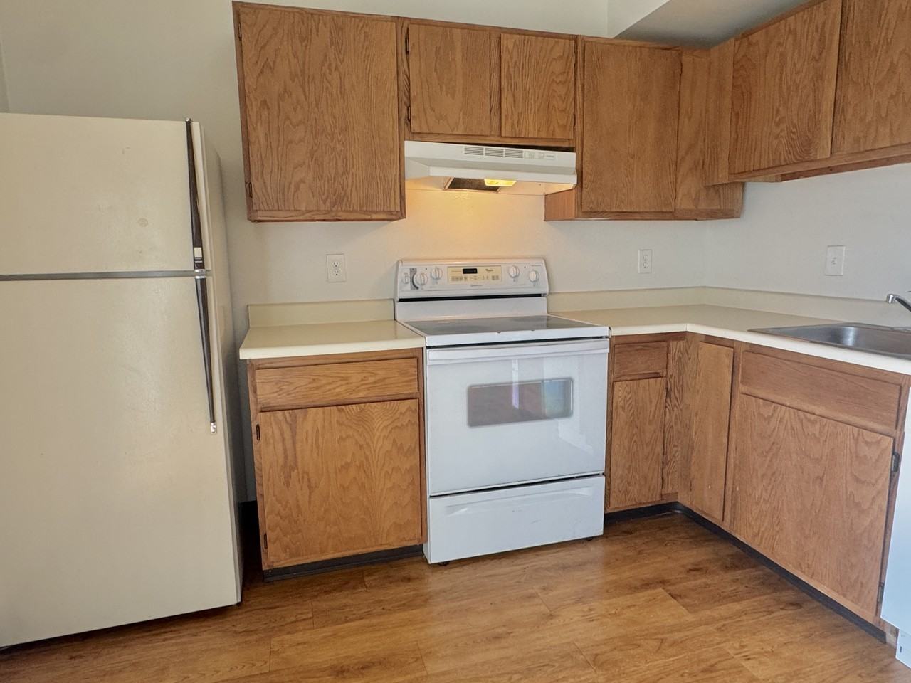 4501 Boardwalk Dr #R170