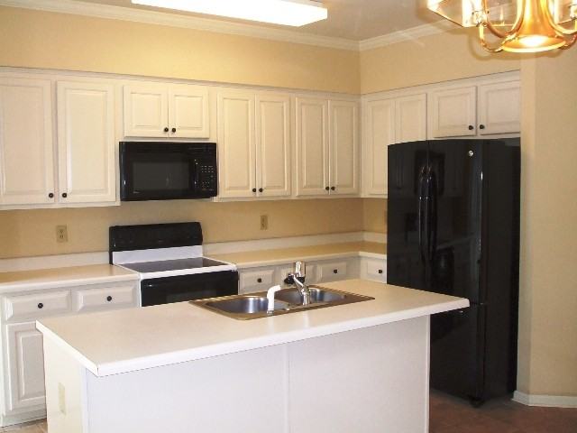 2562 Oakwood Trce Se #1 - Photo 7 of 23