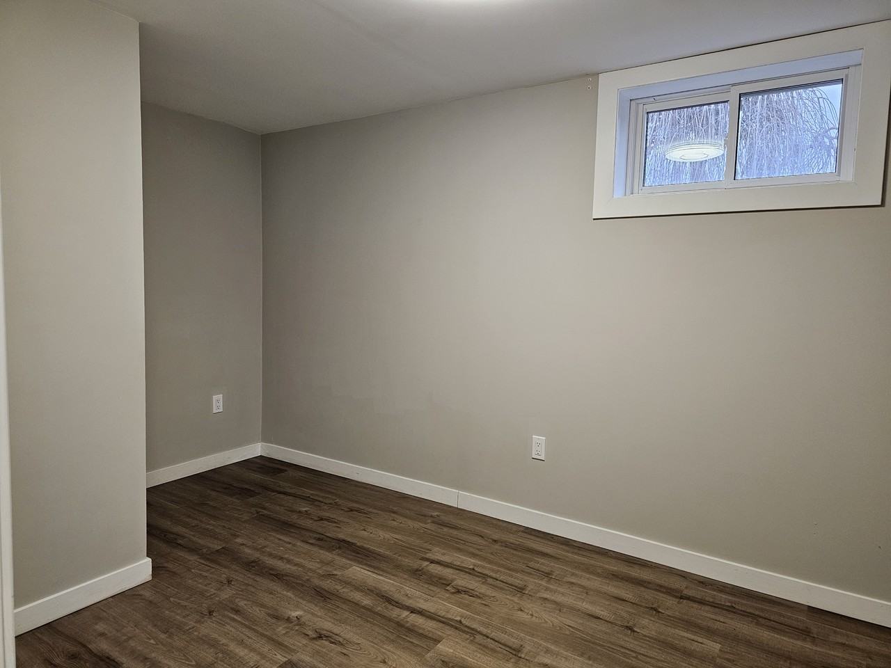 232 Vansickle Rd - Photo 7 of 11