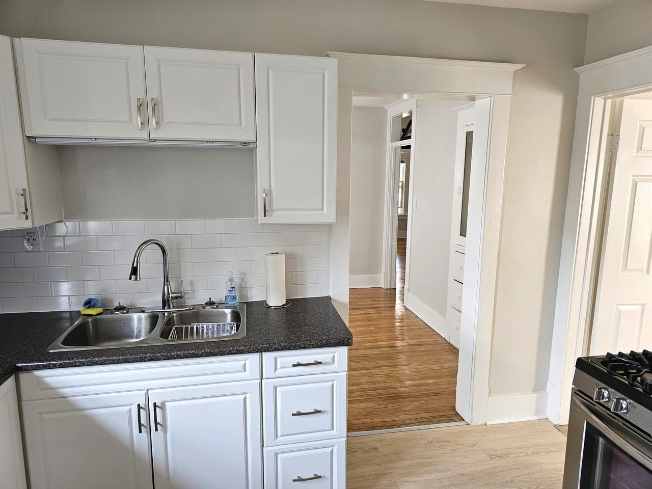 227 Bowen Rd - Photo 5 of 19